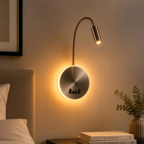 GLOBOSTAR® GOOSE 61696 Μοντέρνο Φωτιστικό Τοίχου - Απλίκα Ξενοδοχείου Reading Light με Φορτιστή USB 3A LED 6W 540lm 36° & 360° AC 220-240V IP20 Θερμό Λευκό 2700K - CREE XPE & Lumileds SMD Chip - Νίκελ Βούρτσας - Μ15.5 x Π15 x Υ30.5cm - 3 Χρόνια Εγγύηση